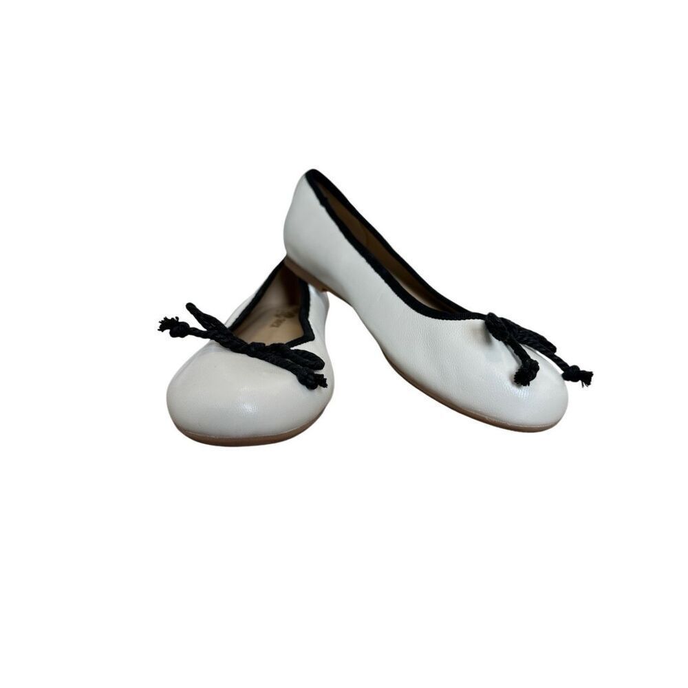 Onyx Cream and Black Ballet Flats Bow Size 6.5